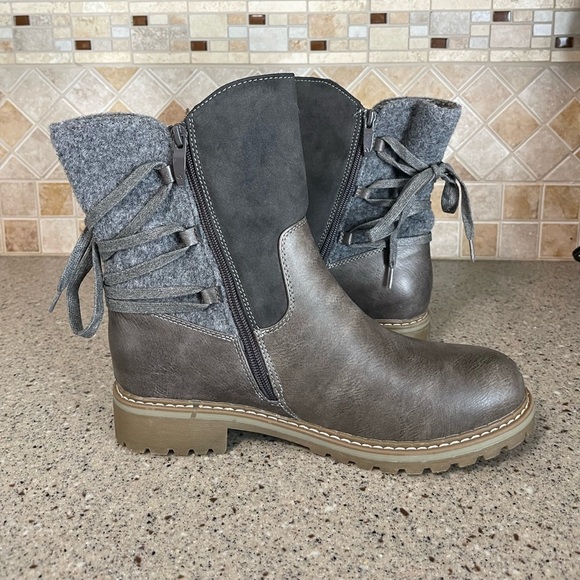 Patrizia Women’s Dawna Grey Multi Faux Leather Boot Size 41 US 10 - Picture 5 of 11